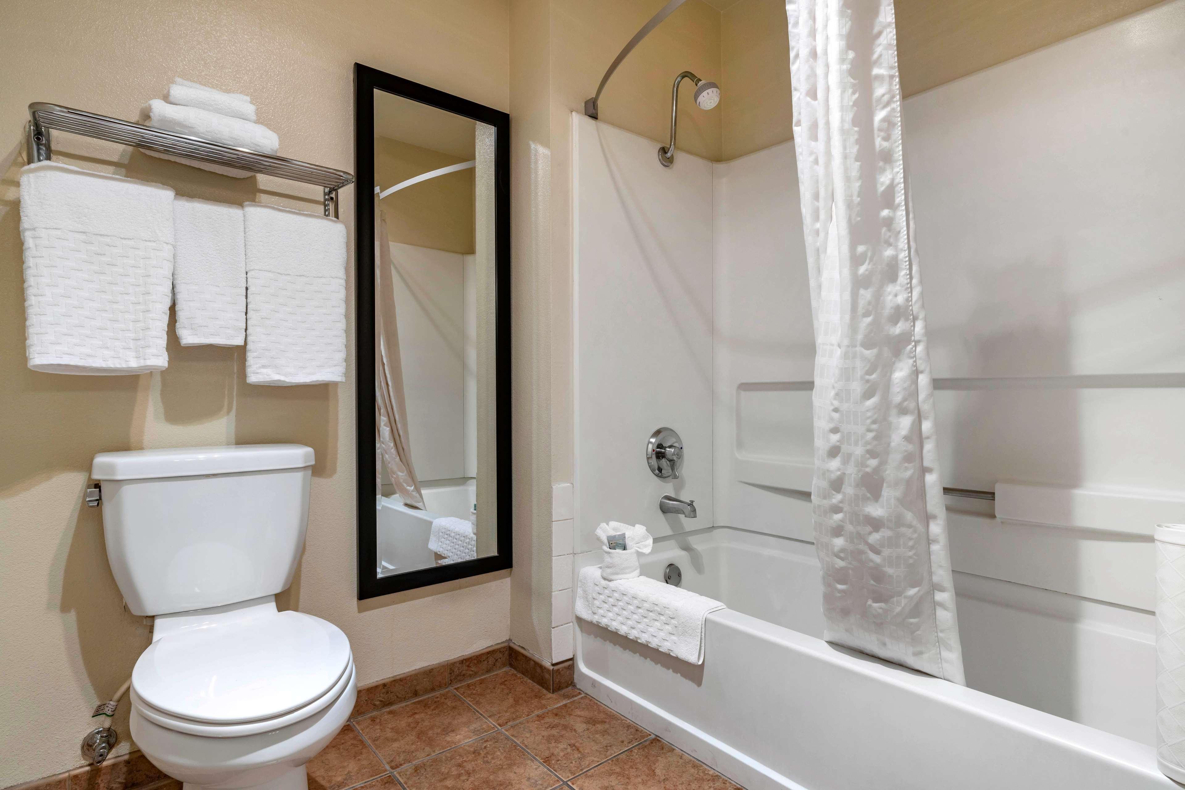 Hotel Western Luxury 3*
