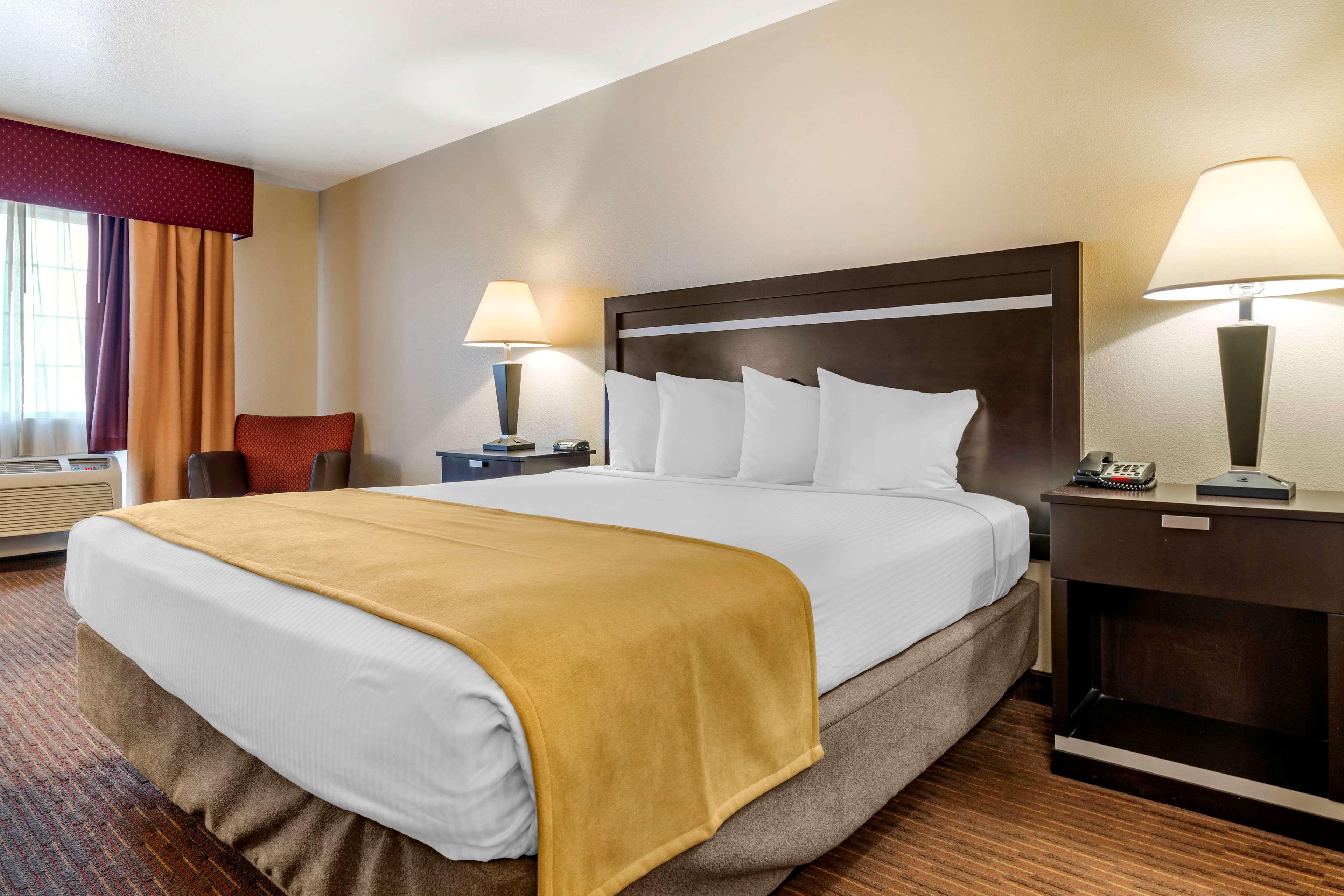Best Western Luxury Hotel